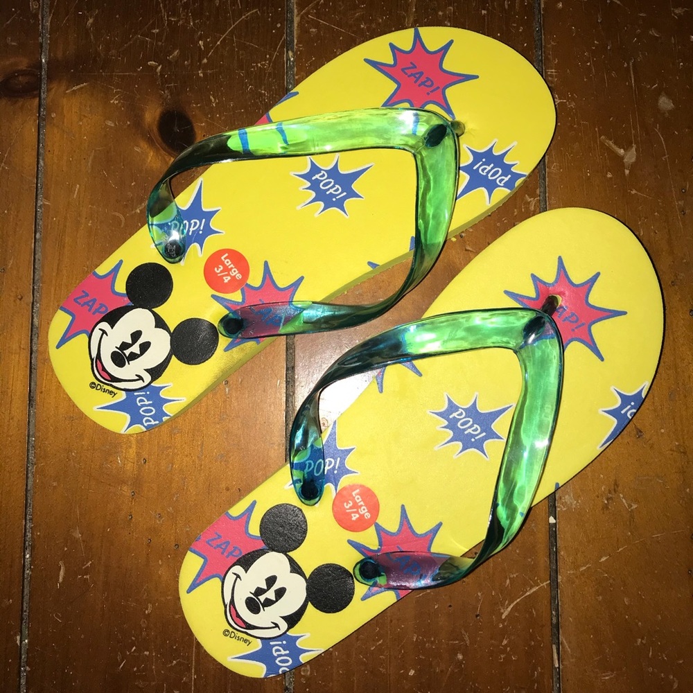 Mickey Mouse flip flops yellow size 3/4